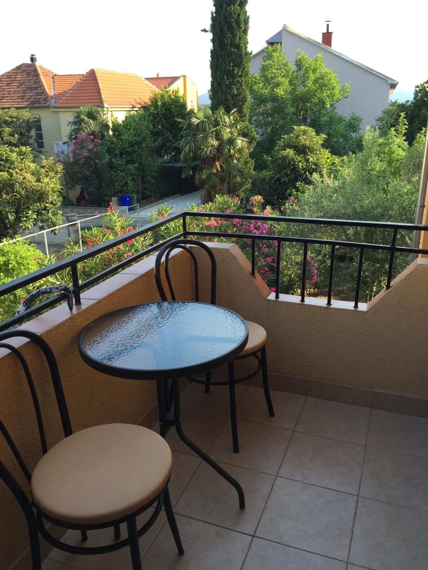 Apartments And Rooms Sinka Biograd Na Moru Exterior foto